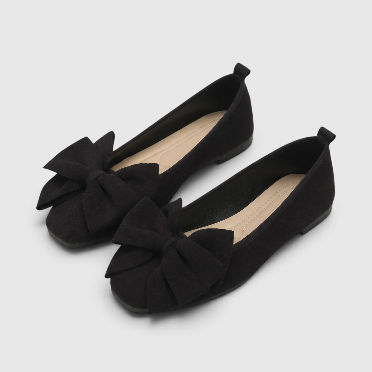 Ballerines Plates à Bout Carré & Grand Nœud Papillon en Suédine – Élégance, Douceur & Marche Femme