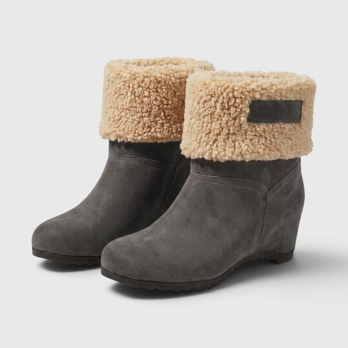 Bottines d'Hiver en Suédine à Revers Fourrure Sherpa & Talon Compensé – Chaleur & Confort Femme