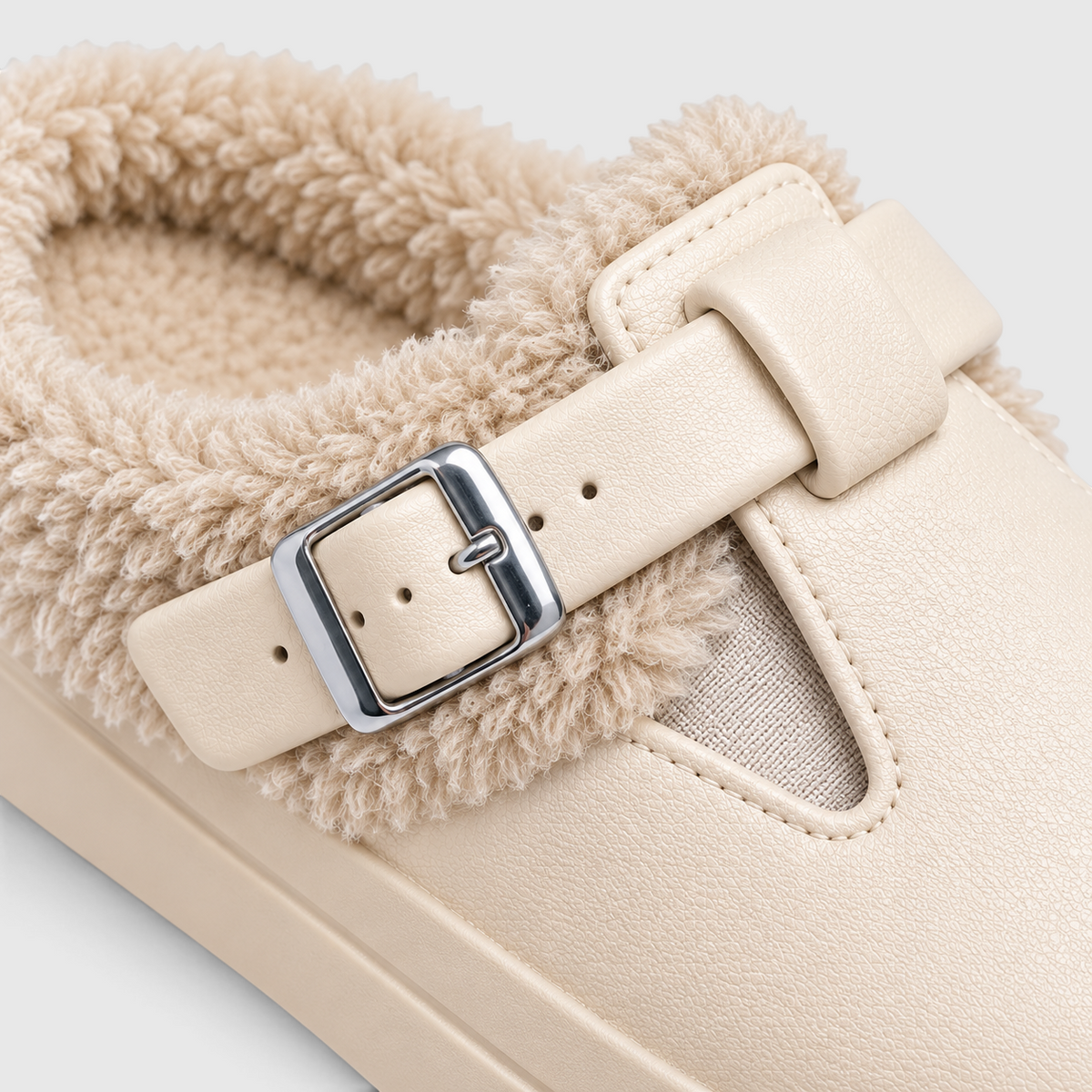Mules Fourrées Imperméables Femme – Chaussons EVA Chauds à Boucle, Semelle Épaisse Antidérapante