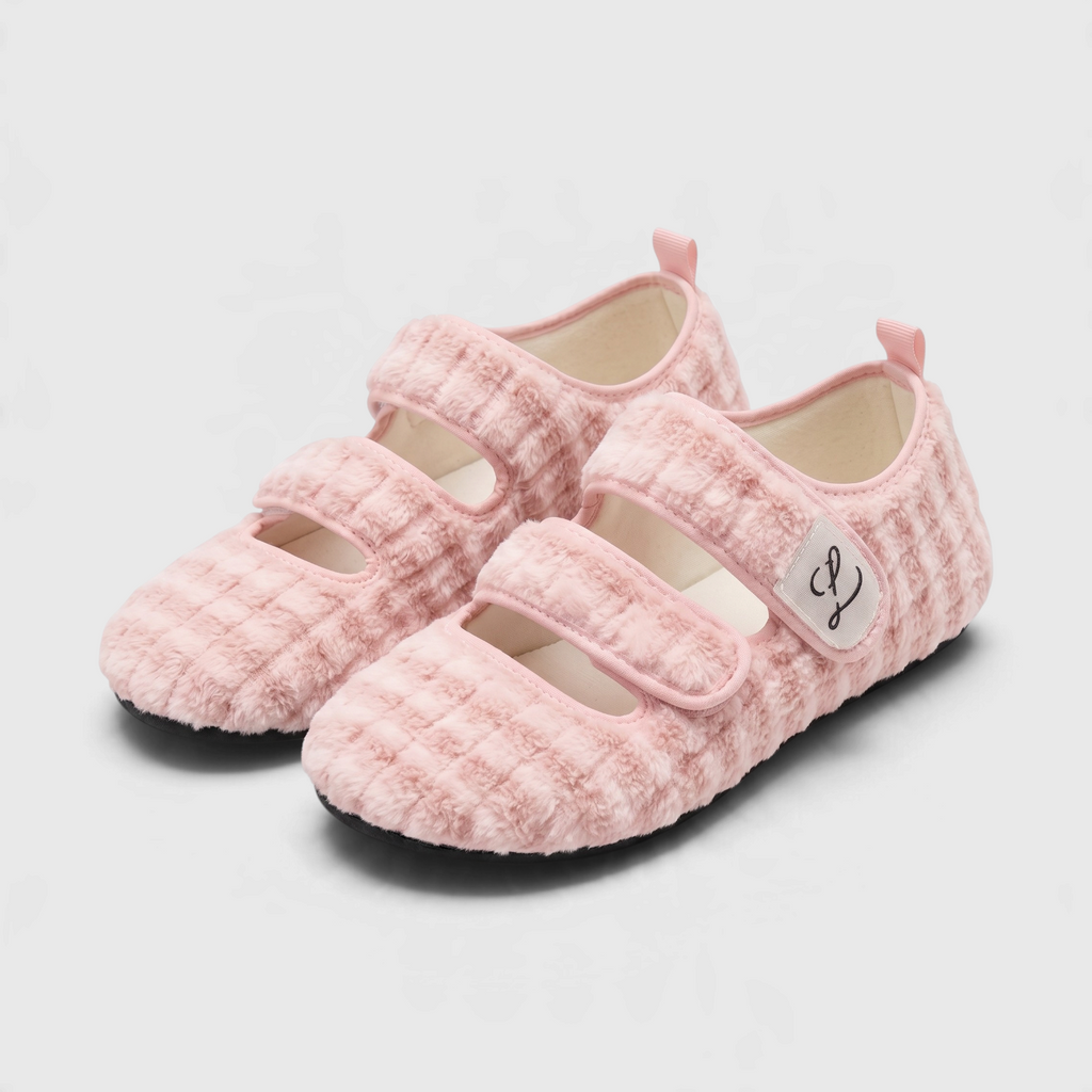 Chaussons Larges Toutes Saisons à Double Bride & Semelle Souple Antidérapante – Confort Pieds Sensibles