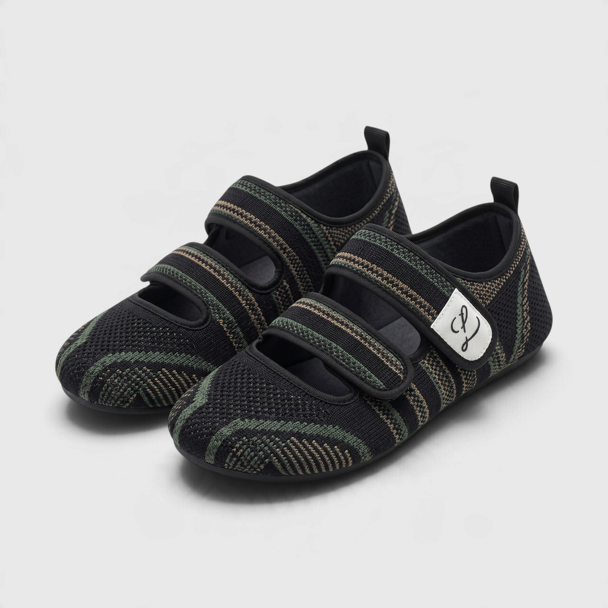 Chaussons Larges Toutes Saisons à Double Bride & Semelle Souple Antidérapante – Confort Pieds Sensibles