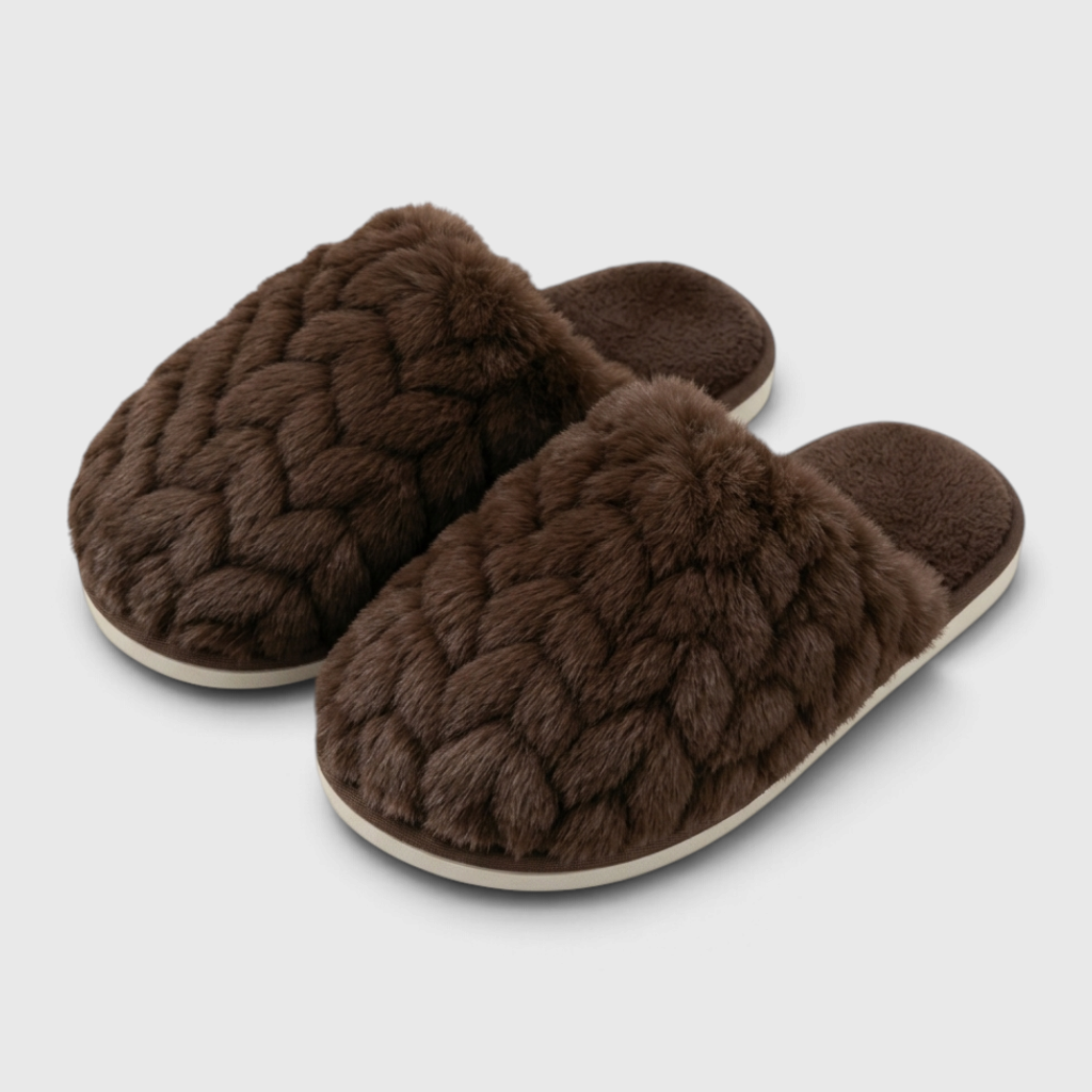 Chaussons Mules en Fausse Fourrure Pelucheuse Tressée – Douceur, Chaleur & Confort Maison Femme