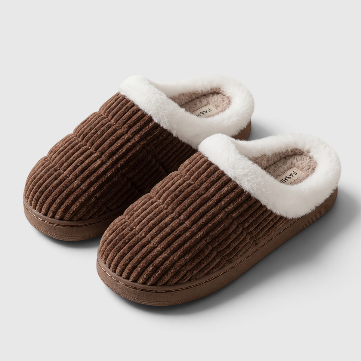 Chaussons Mules en Velours Côtelé Matelassé & Col Fourré – Chaleur, Douceur & Confort Maison Mixte