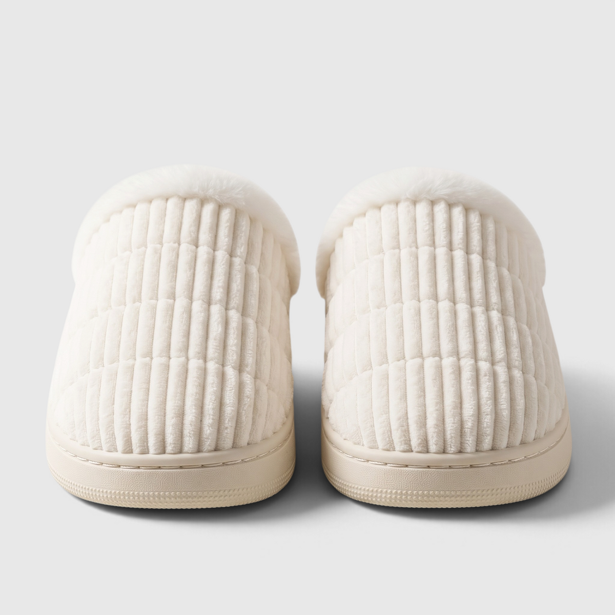 Chaussons Mules en Velours Côtelé Matelassé & Col Fourré – Chaleur, Douceur & Confort Maison Mixte