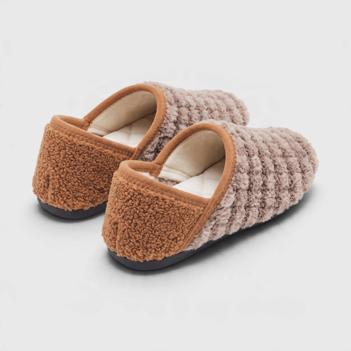Chaussons Plats Souples Pieds Larges — Maille Côtelée Douce & Semelle Caoutchouc Antidérapante