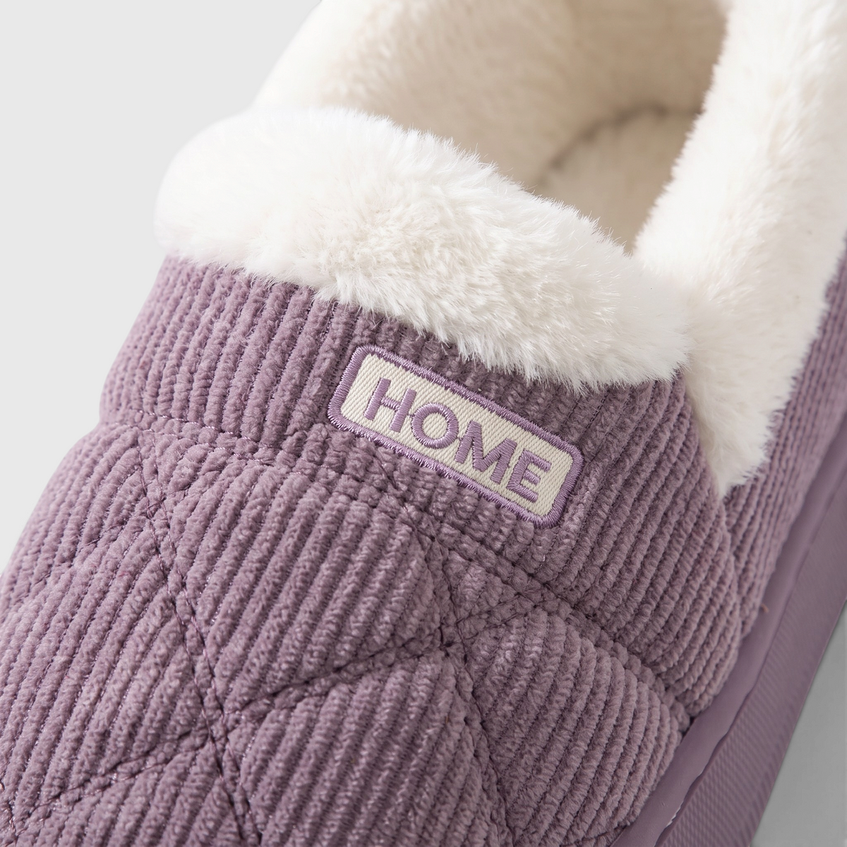 Chaussons femme fermés en velours côtelé matelassé – Pantoufles d'hiver chaudes et douces à semelle épaisse antidérapante