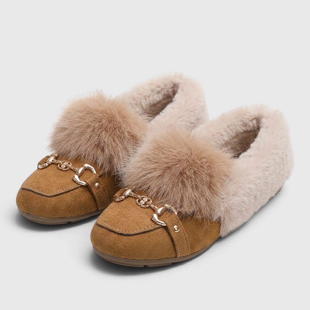 Mocassins femme à enfiler avec boucle dorée et fausse fourrure – Chaussons doux, légers et confortables