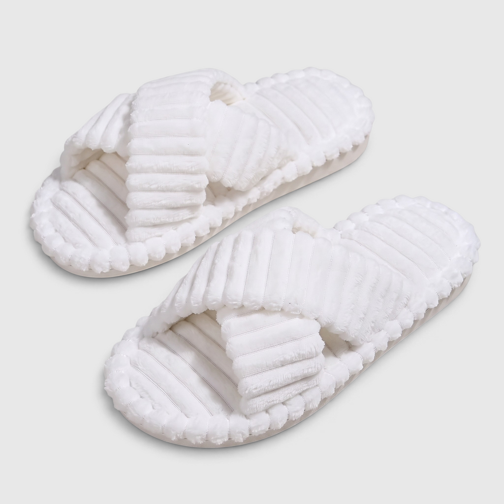 Chaussons Croisés en Velours Côtelé Femme & Homme – Pantoufles Douces et Chaudes à Semelle Plate
