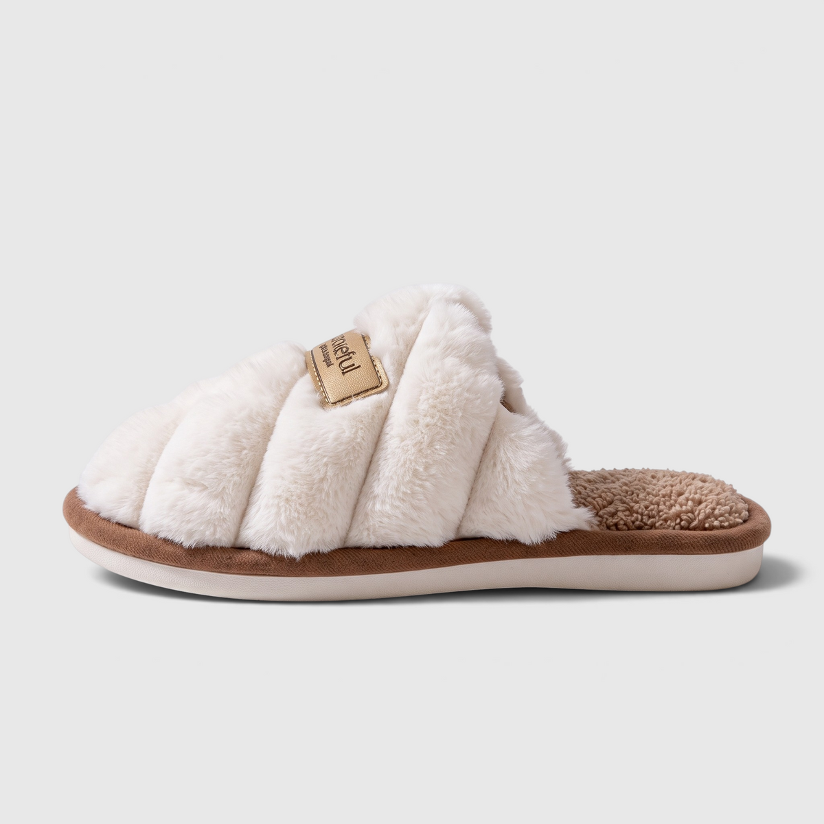 Chaussons femme en peluche texturée – Mules douces et confortables à semelle bicolore