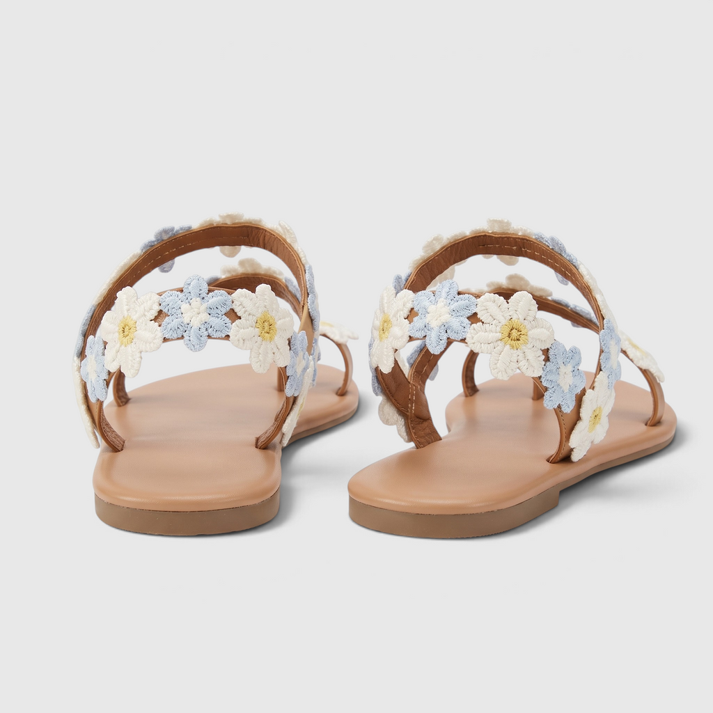Sandales plates bohème fleuries pour mariage à la plage – Nu-pieds chics à marguerites brodées, confortables et légers pour invitée et cérémonie