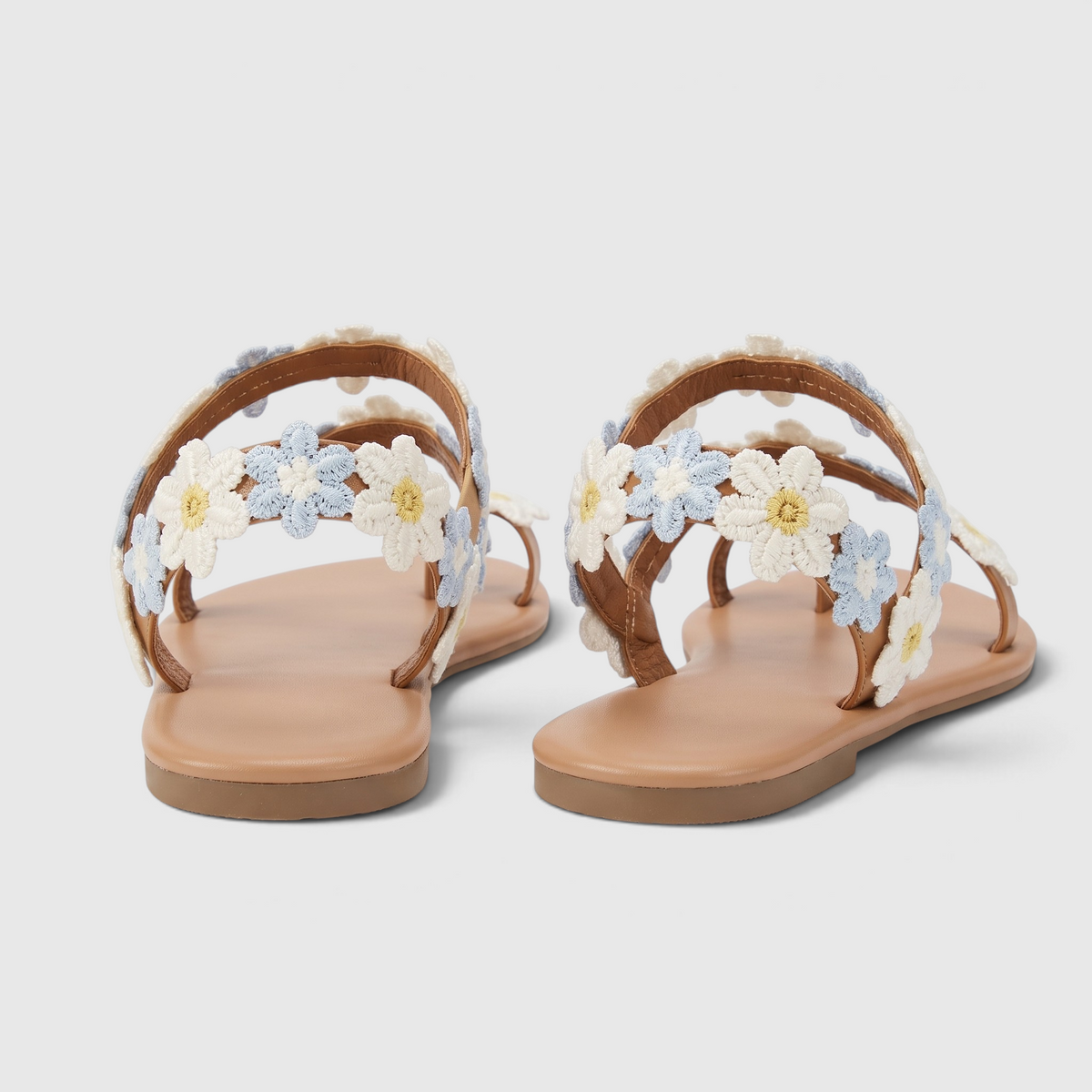 Sandales plates bohème fleuries pour mariage à la plage – Nu-pieds chics à marguerites brodées, confortables et légers pour invitée et cérémonie