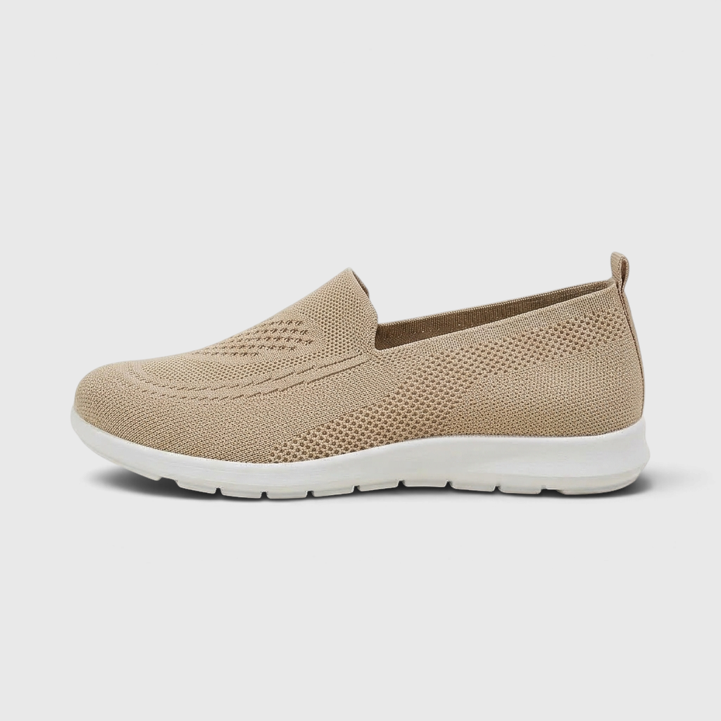 Mocassins femme plats en maille ajourée respirante – Chaussures de ville slip-on légères, souples et confortables à semelle blanche