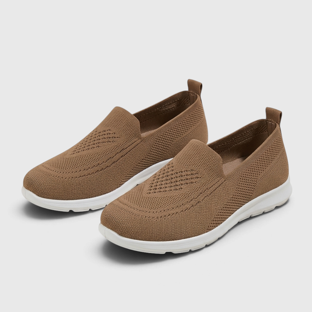 Mocassins femme plats en maille ajourée respirante – Chaussures de ville slip-on légères, souples et confortables à semelle blanche
