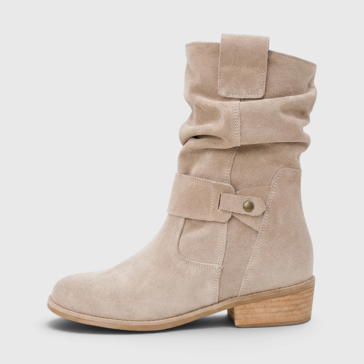 Bottines Slouchy Plissées en Suédine à Bride Rivetée & Petit Talon Bloc – Style Bohème Confort Femme