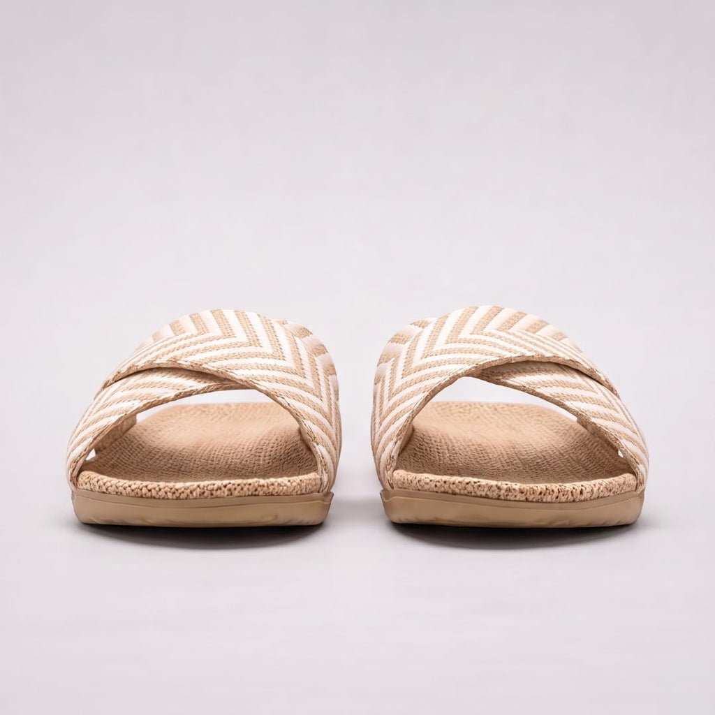 Sandales à lanières croisées en chevrons pour femme – Des sandales d'été décontractées et confortables