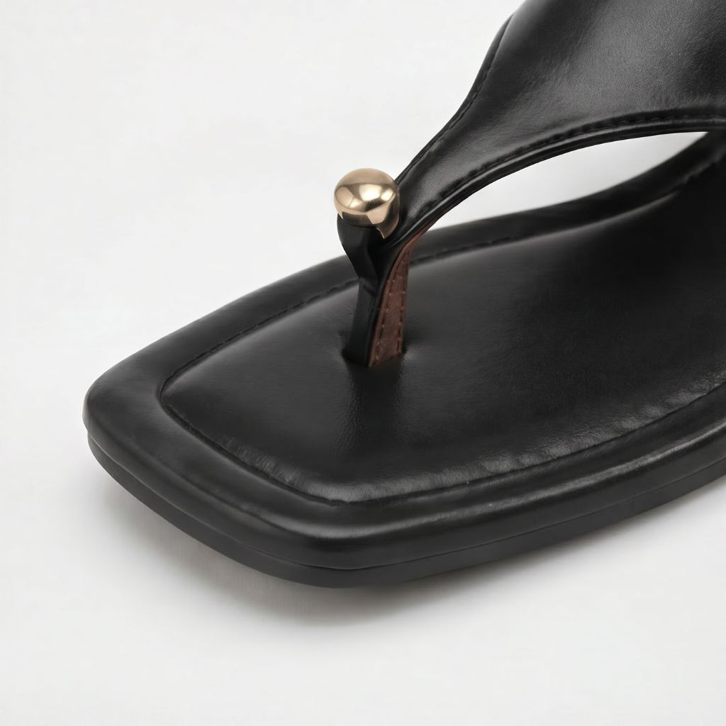 Sandales à lanières pour femme, bout carré et talon bas – Des sandales d'été élégantes